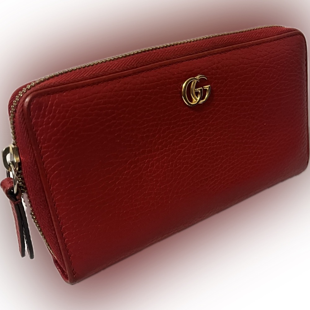 Gucci Zip Around wallet